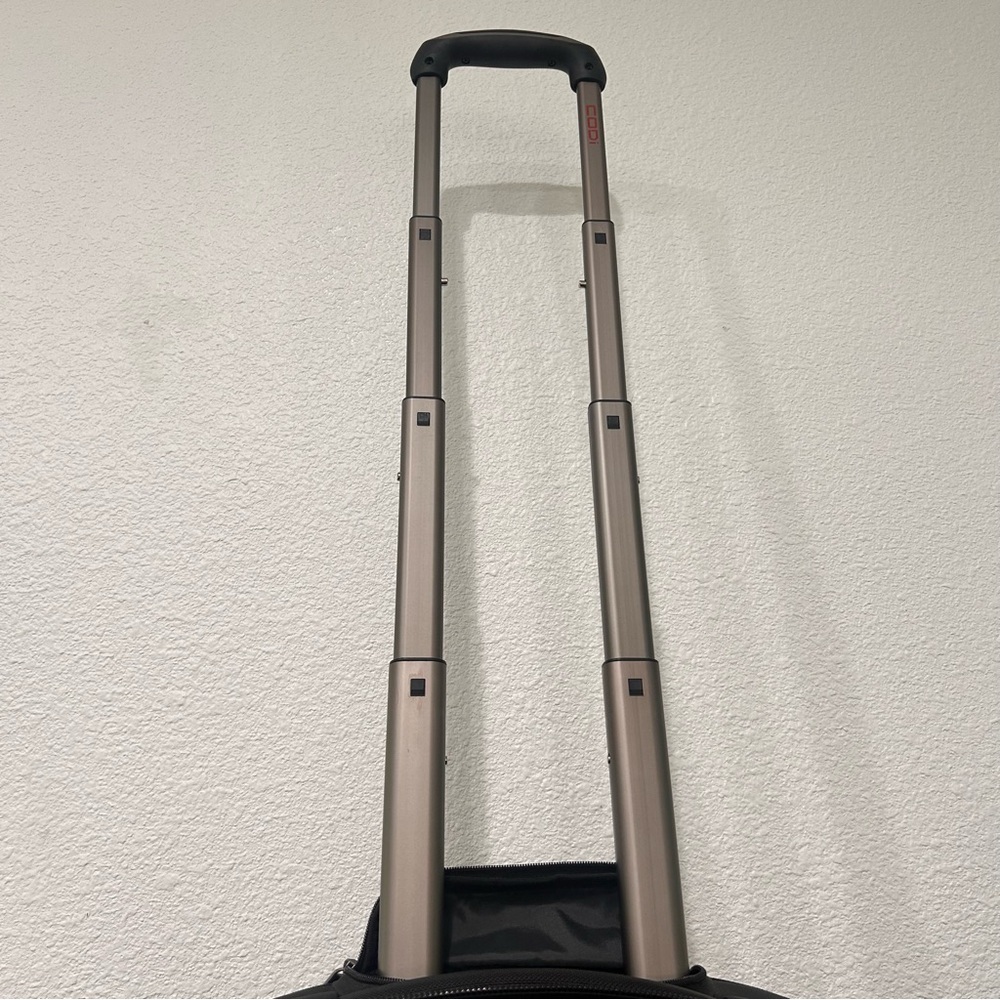 CODi Mobile Lite Wheeled Case - 15.4” - Picture 12 of 13